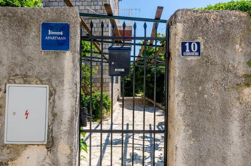 Apartment Pavo Dubrovnik Exterior photo